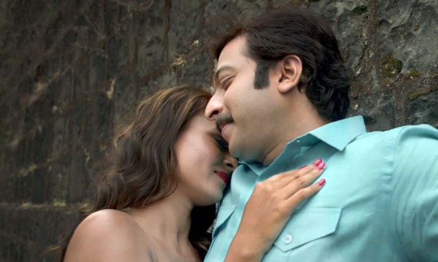 Watch: Romantic song ‘Hur Hur Laage Shwasana’ from Upcoming film ‘Marathi Tigers’ Watch: Romantic song ‘Hur Hur Laage Shwasana’ from Upcoming film ‘Marathi Tigers’