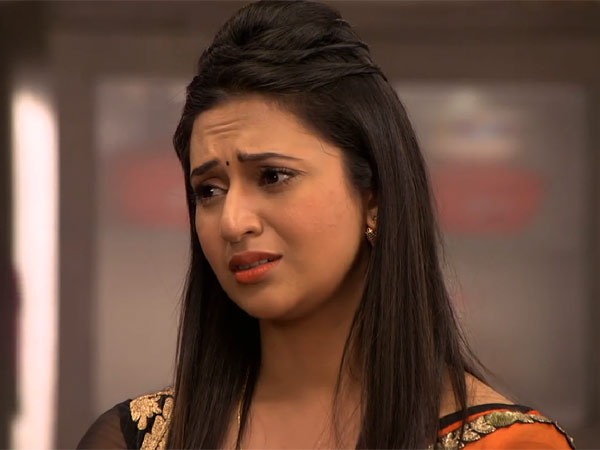 Mrs. Chadda Tensed To See Ishita