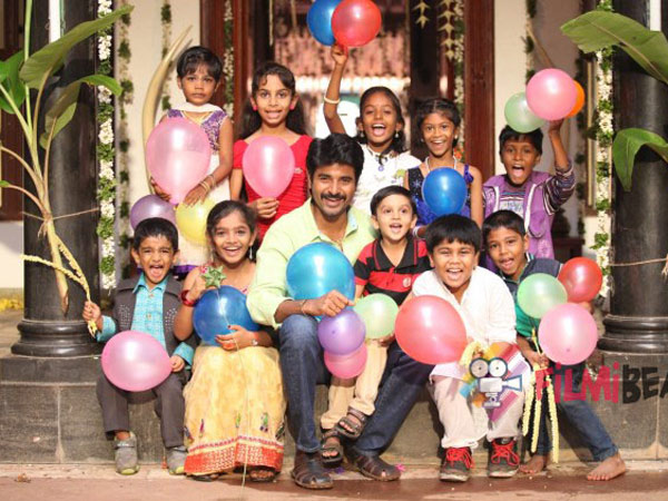 Ramesh ‏@rameshlaus 