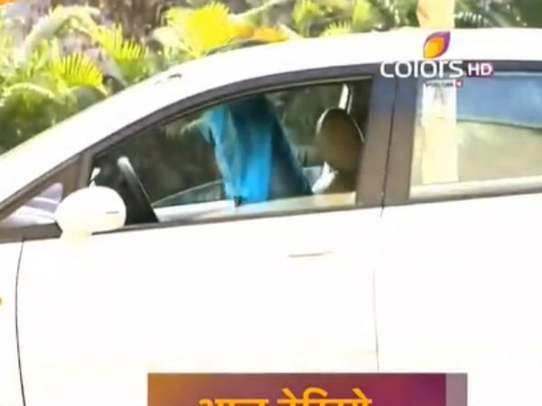 Sanskar Follows A Lady