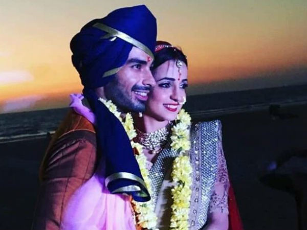 maha.waleed Posted This Image On Twitter & Wrote