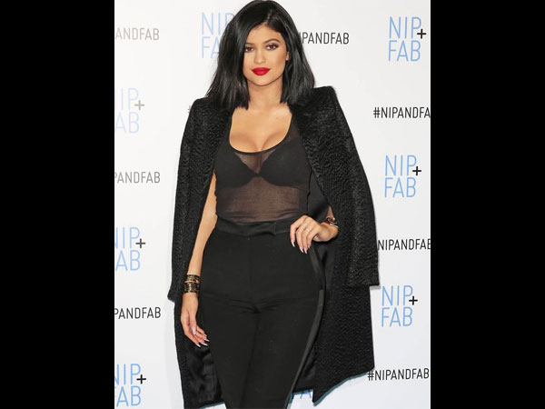 How Do You Think The Kardashians Are Celebrating The Valentine’s Day