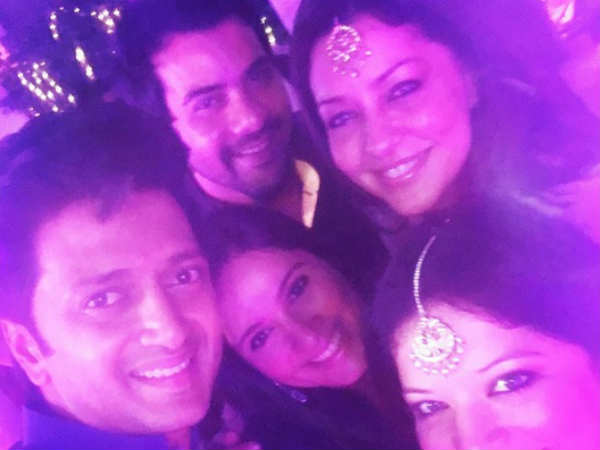 Riteish Congratulates Shabbir & Kanchi