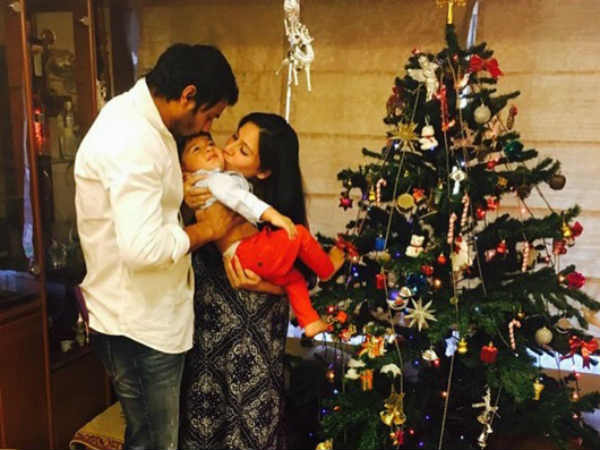 Sophie Congratulates Shabbir & Kanchi