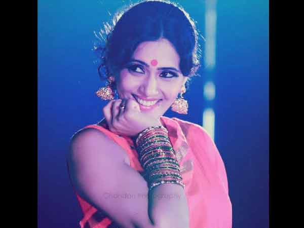 Bollywood Calling Mythriya Gowda For 'Shraap'! Read more at: /kannada/news/2016/mythriya-gowda-to-debut-in-bollywood-movie-shraap-216744.html Bollywood Calling Mythriya Gowda For 'Shraap'! Read more at: /kannada/news/2016/mythriya-gowda-to-debut-in-bollywood-movie-shraap-216744.html