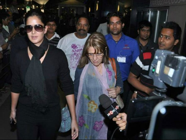 Katrina Kaif Snapped At The Airprt