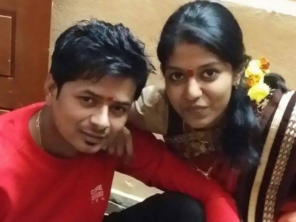 Singer Madhu Priya Reunites With Her Husband, Blames Parents For The Disturbances Singer Madhu Priya Reunites With Her Husband, Blames Parents For The Disturbances