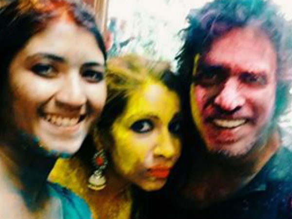 PICS: Mr & Mrs Upendra Celebrates Holi With Family And Friends!