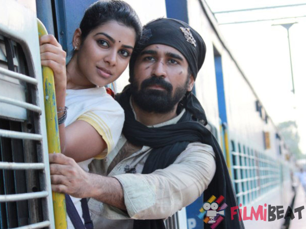 Satna Titus In Pichaikkaran Satna Titus In Pichaikkaran