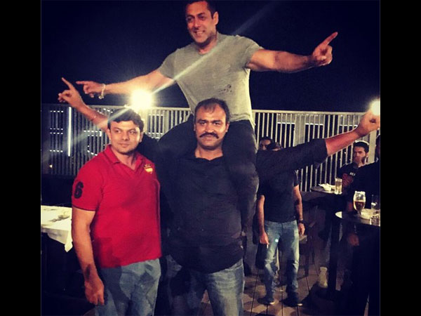 salman-khan-at-sultan-wrap-up-party-pictures-from-the-film-s-sets