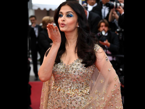 aishwarya-rai-bachchan-at-cannes-2016-latest-first-pictures
