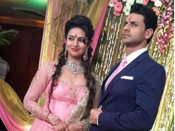 Simple Yet Classy! Check Out Divyanka Tripathi & Vivek Dahiya’s Wedding Invitation [PIC]