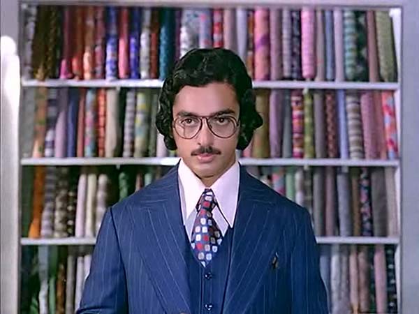 Sigappu Rojakkal Sigappu Rojakkal