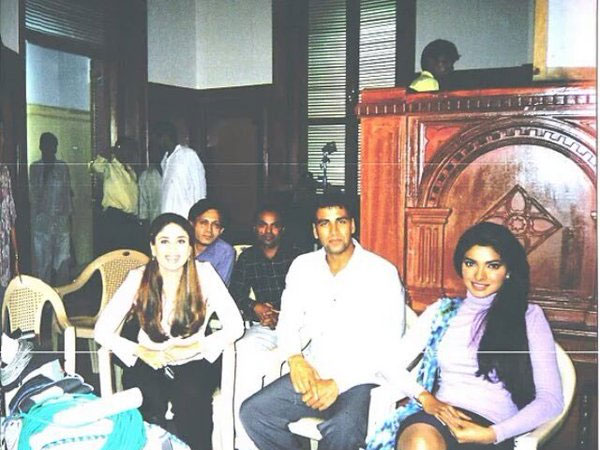 priyanka-chopra-kareena-kapoor-flashback-unseen-pictures-surprise-you