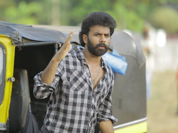 Sunny Wayne As Poompaatta Gireesh