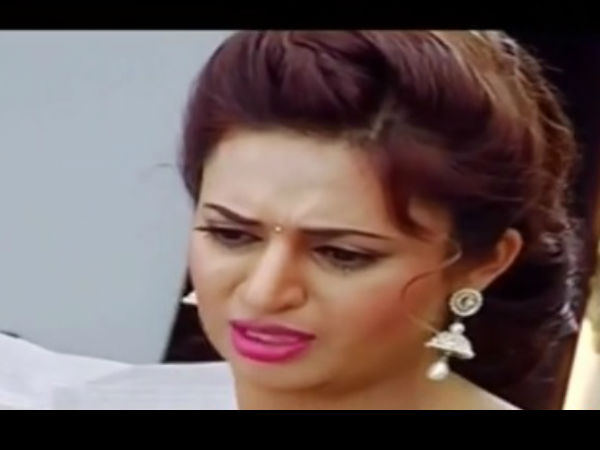 Ishita Reads The Letter