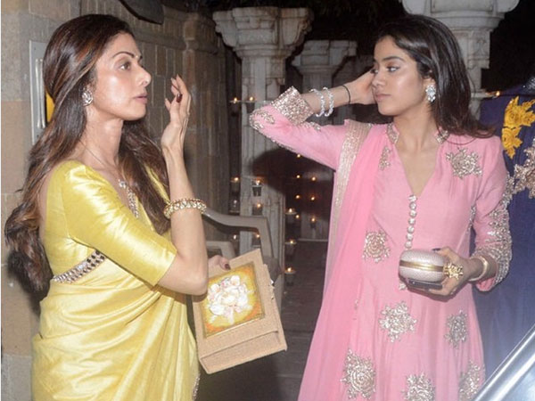 Sridevi & Jhanvi In Traditional Attire