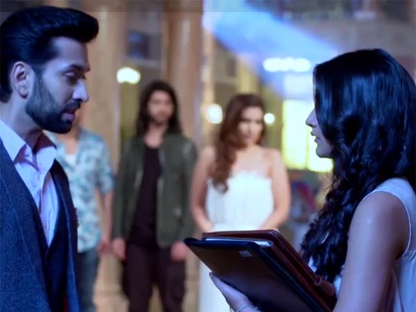 Chaos At The Oberoi Mansion Chaos At The Oberoi Mansion