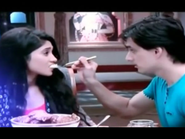 Kartik Stops Naira