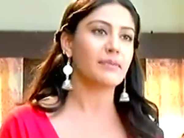 Anika Leaves The Oberoi Mansion