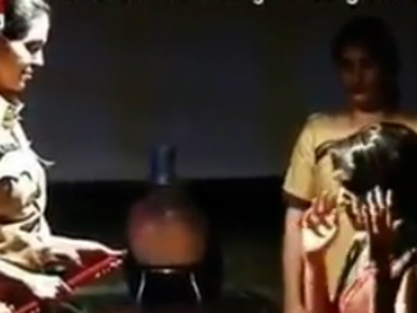 Meera Tries To Explain The Police Meera Tries To Explain The Police