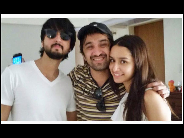 Shraddha With Her Brothers