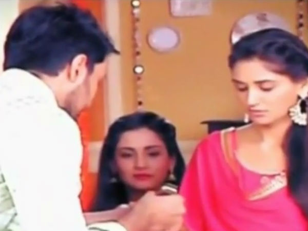 Aditya Applies Mehndi