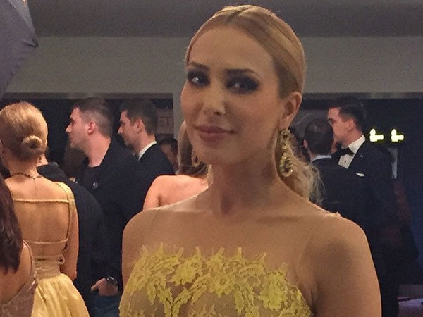 Iulia-Salman's Affair Iulia-Salman's Affair