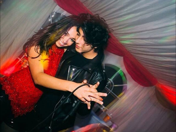 Is Aryan Khan Dating This Girl?