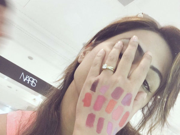 Yeh Rishta Kya Kehlata Hai Actress Hina Khan Holidays With Family! (PICS)