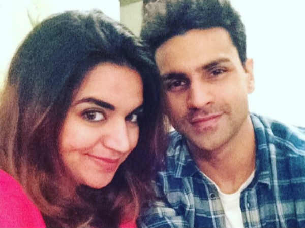 Raksha Bandhan Spl: Divyanka Tripathi Shares Her Rakhi Memories; Vivek Dahiya Wishes His Sister!