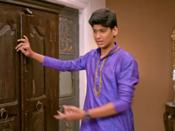 Nannu Tries To Steal The Money