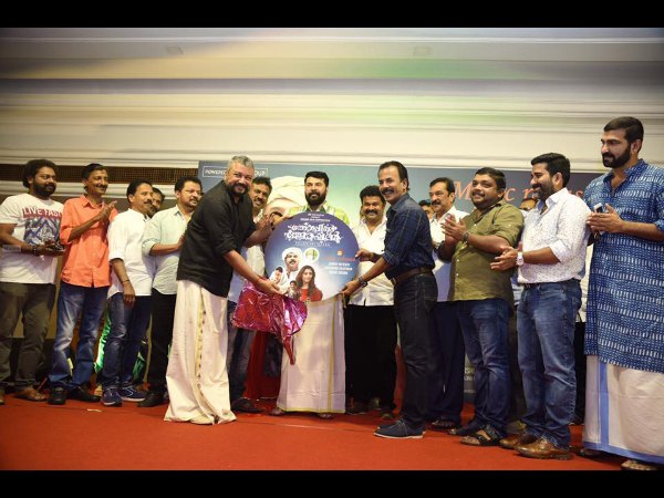 Jayaram Hands Over The CD To Major Ravi