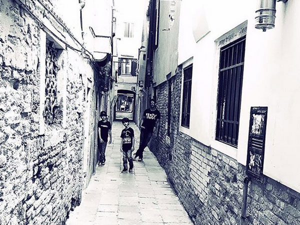 Holiday Diaries Holiday Diaries