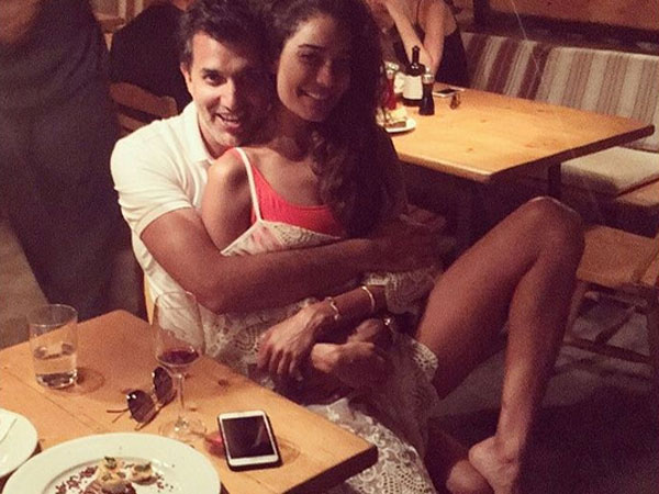 Holidaying Together Holidaying Together