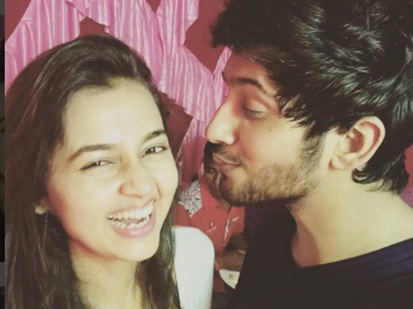 Swaragini’s Namish Taneja Celebrates Birthday With His Co-Actors (PICS)