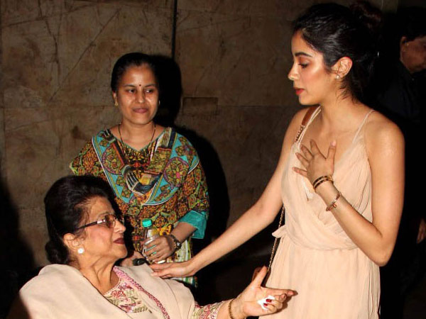 Jhanvi Kapoor At Mirzya's Screening Jhanvi Kapoor At Mirzya's Screening