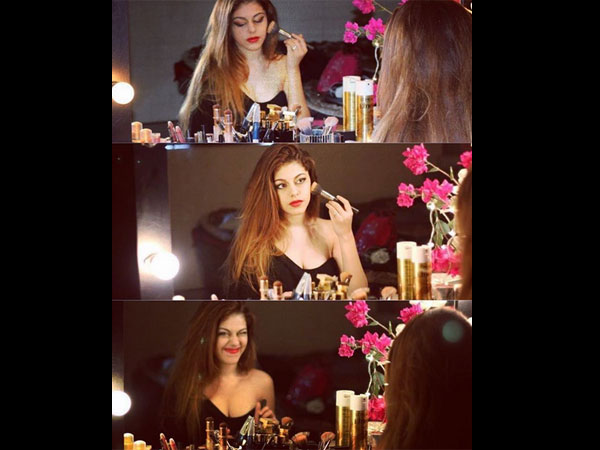 Aalia Is A Weirdo Yet So Beautiful! Aalia Is A Weirdo Yet So Beautiful!