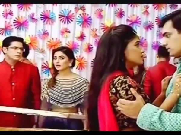 Akshara Watches Naira & Kartik Together! Akshara Watches Naira & Kartik Together!