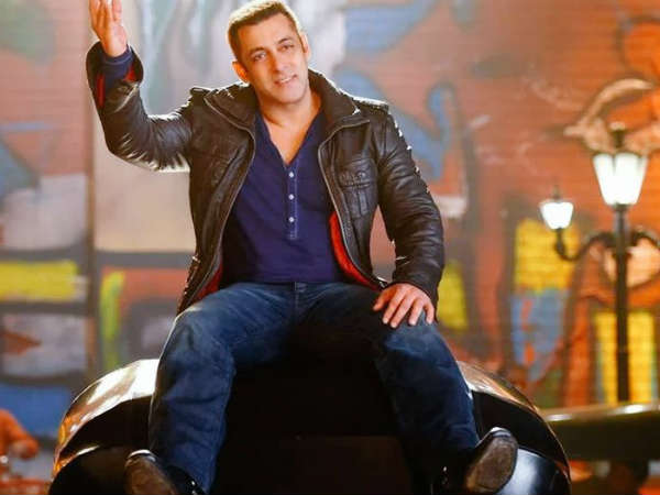 Commoners & Celebrities On BB 10