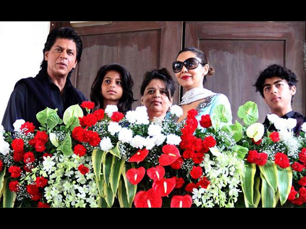 Actor's Life Belongs To The World: SRK