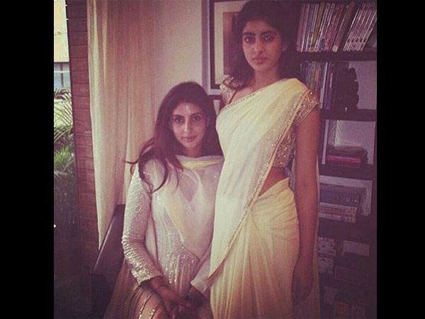 'Navya Has A Deadline'