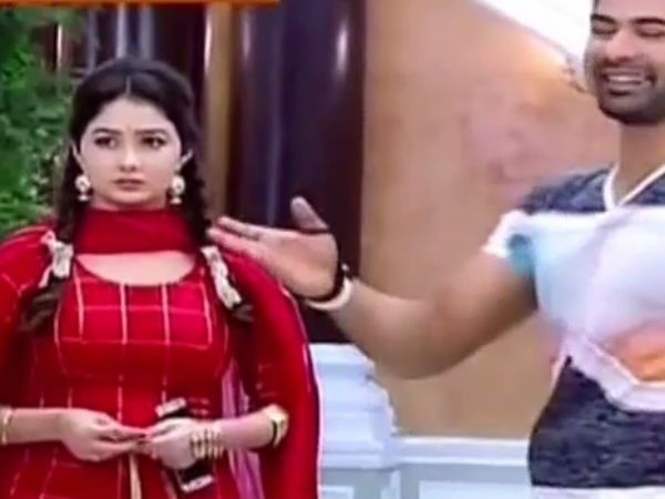 Poo 'Tanu' bani Parvati