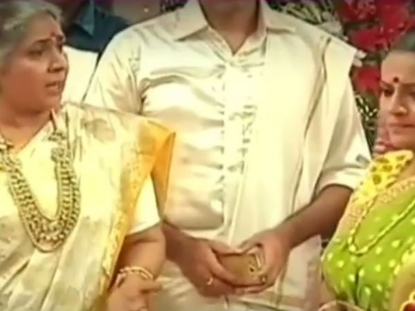 Aliya's Dadi & Bala's Mother