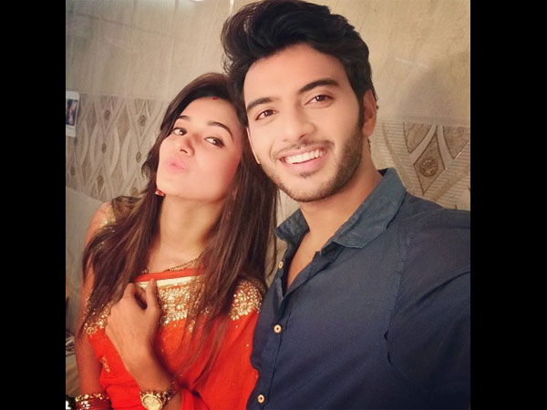 Vividha & Atharv Vividha & Atharv