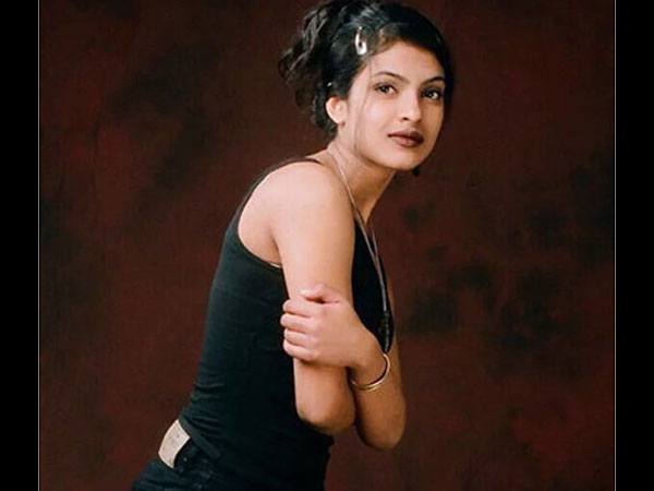 Priyanka Carries Candies With Her