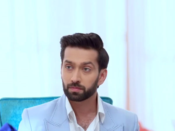 Shivaay Breaks Anika's Fast