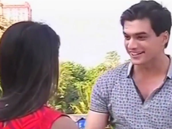 Who Is This Girl With Kartik?