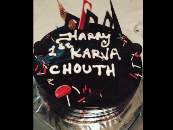 Divyanka Tripathi Pens Lovely Poem For Moon; Inscribes Vivek’s Name In Her Bangles! (PICS)