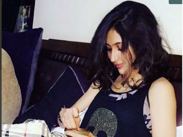 Akansha Wants Divorce